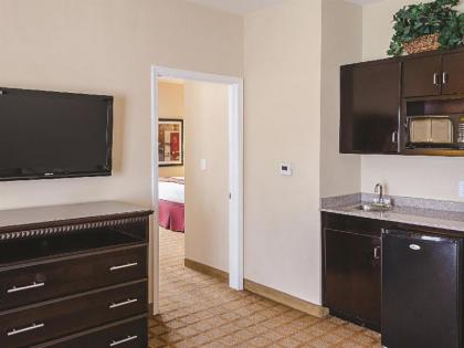 La Quinta Inn & Suites by Wyndham Mobile Satsuma / Saraland - image 14