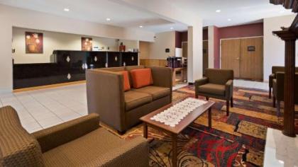 Best Western Plaza Hotel Saugatuck - image 3