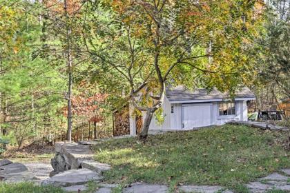 Home with Hot Tub and Pool 6Mi to Woodstock and Saugerties - image 3