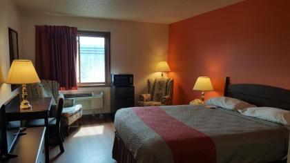 Motel 6-Saukville WI - image 2