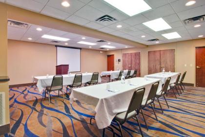 Holiday Inn Express Sault Ste Marie an IHG Hotel - image 2