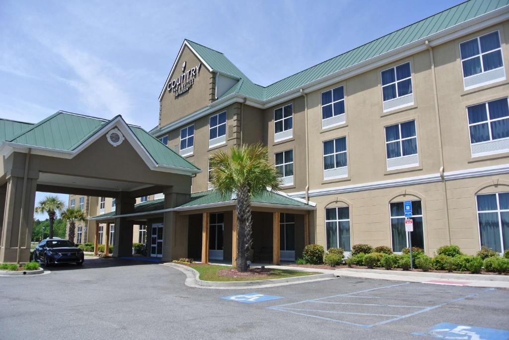 Country Inn & Suites by Radisson Savannah Airport GA - main image