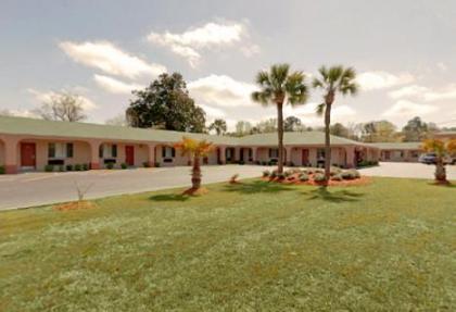 Americas Best Value Inn-Savannah - image 2