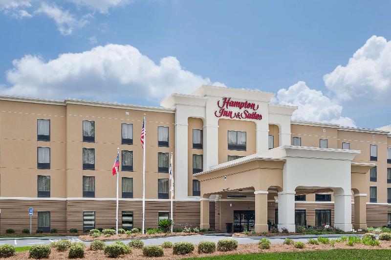 Hampton Inn And Suites Savannah-Airport - main image