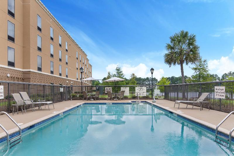 Hampton Inn And Suites Savannah-Airport - image 2