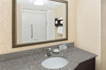 Hampton Inn And Suites Savannah-Airport - image 5