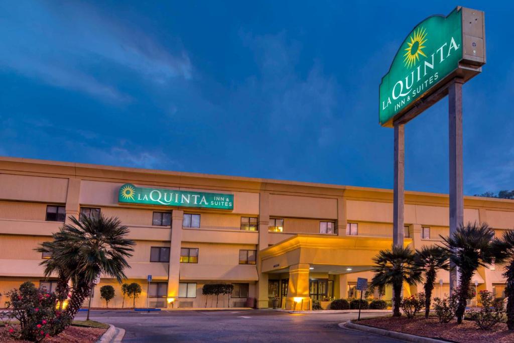 La Quinta by Wyndham Savannah Southside - main image