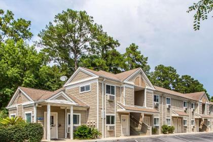 Suburban Extended Stay Abercorn - image 4