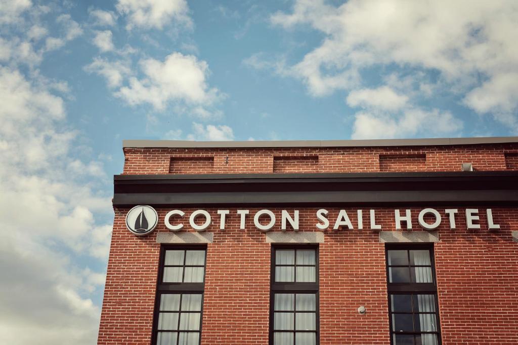 The Cotton Sail Hotel Savannah - Tapestry Collection by Hilton - main image