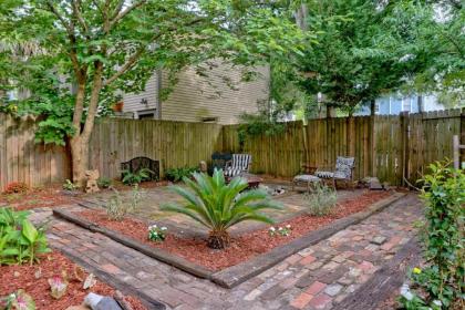 Beautiful 6 Bed 5 Bath Historic Savannah Home - image 2