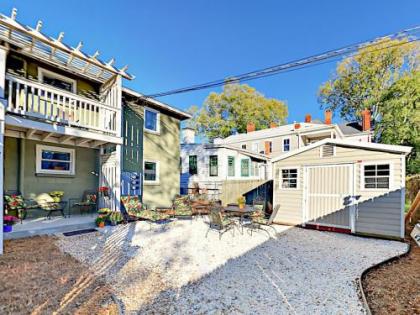 New Listing! 3 Charming Units 2 Blocks To Park Duplex - image 3