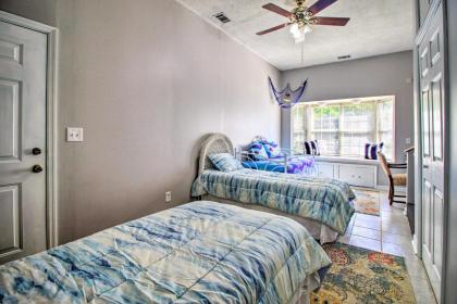 Pet-Friendly Home about 7 Mi to Historic District! - image 10