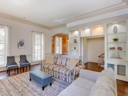 Heated Pool Access Flex Cancelation 3-Unit Rental Perfectly in Historic District - image 14