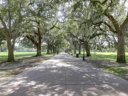 Heated Pool Access Flex Cancelation Luxe Forsyth Condo with Private Treetop Balcony - image 17