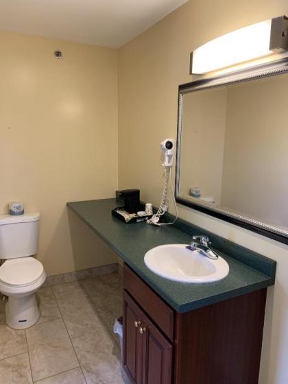 Americas Best Value Inn Scarborough Portland - image 15