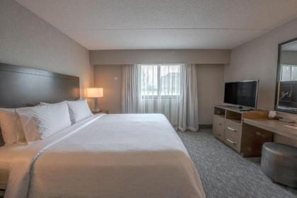 Embassy Suites Chicago - Schaumburg/Woodfield - image 3