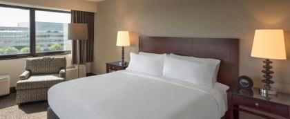 DoubleTree by Hilton Chicago/Schaumburg - image 20