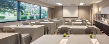 DoubleTree by Hilton Chicago/Schaumburg - image 9