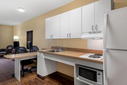 Extended Stay America Suites - Chicago - Woodfield Mall - image 15