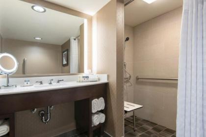 DoubleTree by Hilton Schenectady - image 7