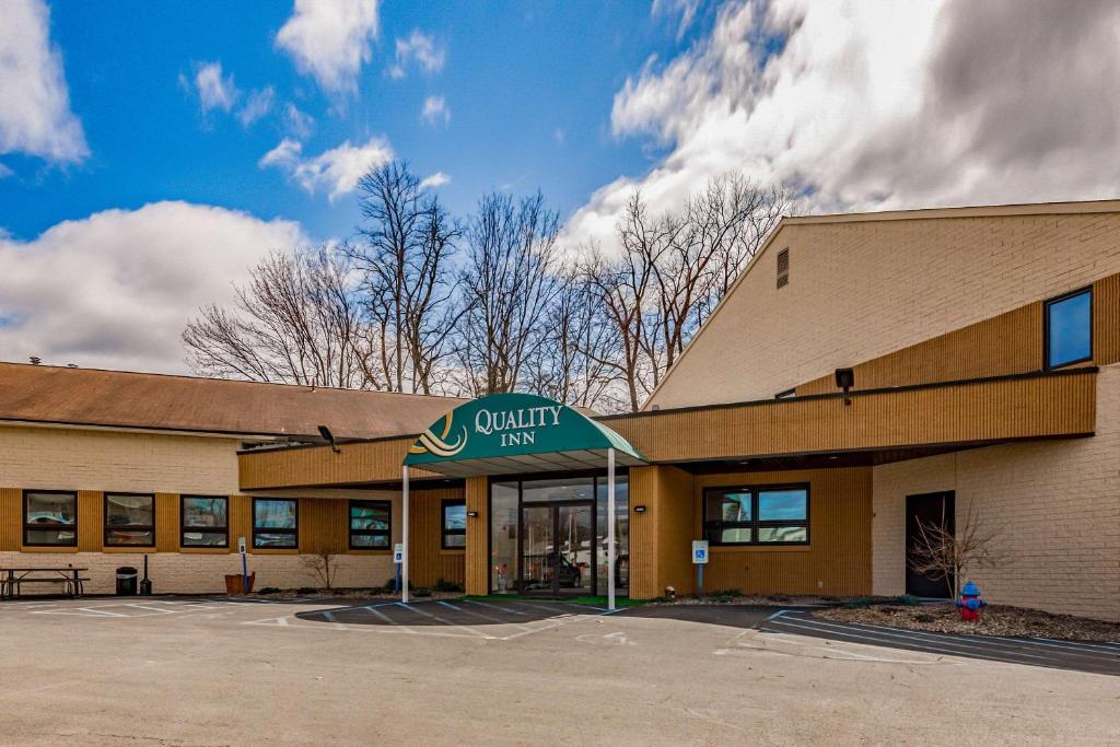 Quality Inn Schenectady - Albany - main image