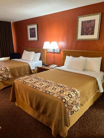 Americas Best Value Inn Schenectady - image 10