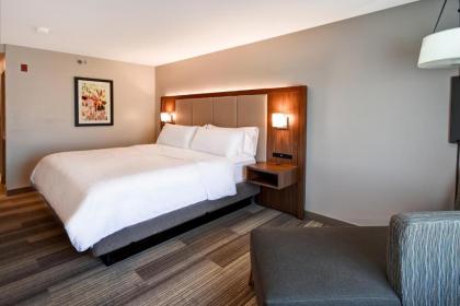 Holiday Inn Express & Suites Schererville an IHG Hotel - image 2