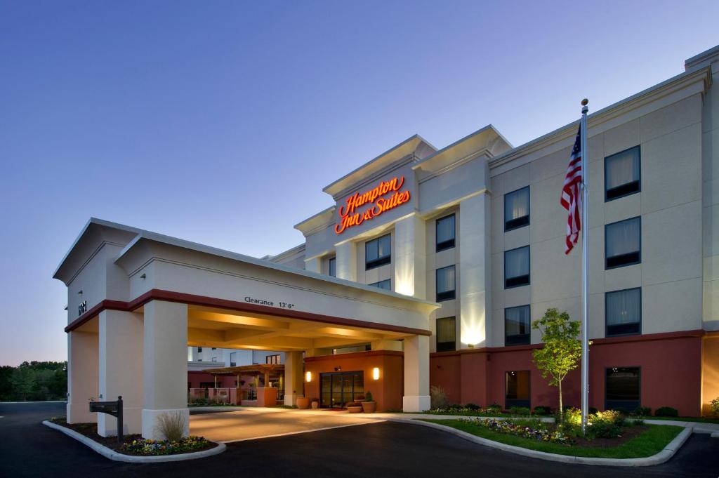 Hampton Inn & Suites Schererville - main image