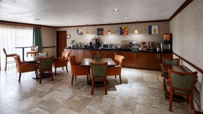 Best Western Plus Atrium Inn - image 12