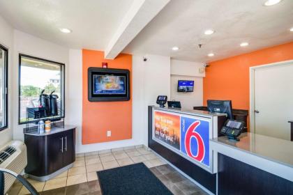 Motel 6-Schiller Park IL - Chicago O'Hare - image 11