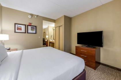 Comfort Suites Chicago O'Hare Airport - image 16