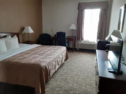 Quality Inn & Suites Schoharie near Howe Caverns - image 1