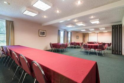 Quality Inn & Suites Schoharie near Howe Caverns - image 13