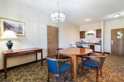 Quality Inn & Suites Schoharie near Howe Caverns - image 5