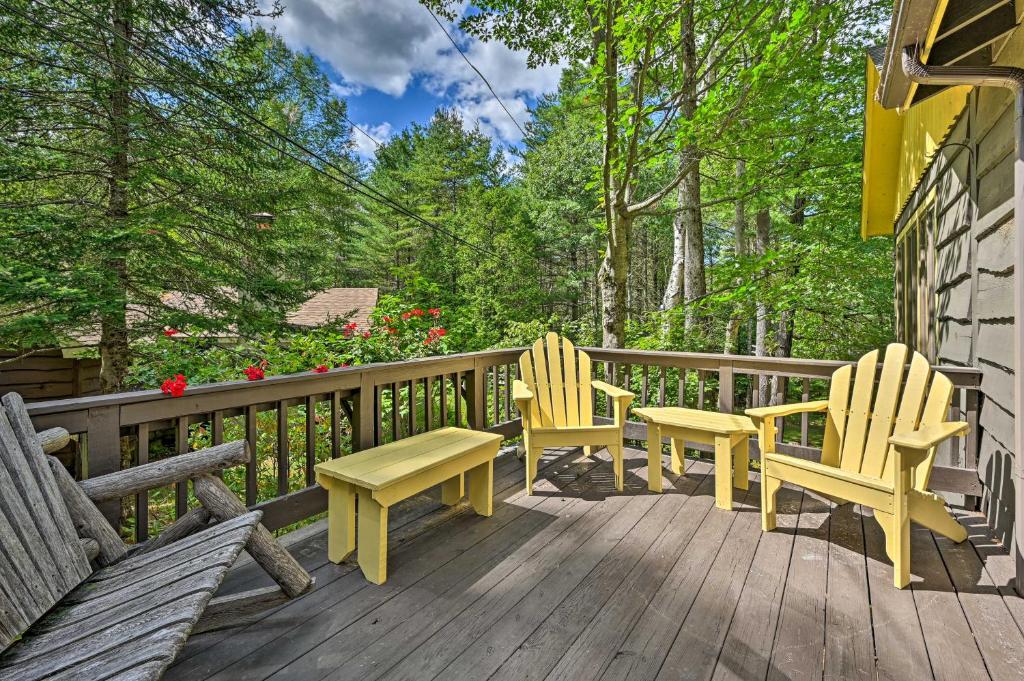 Cozy ADK Cabin with Porch Walk to Schroon Lake! - main image