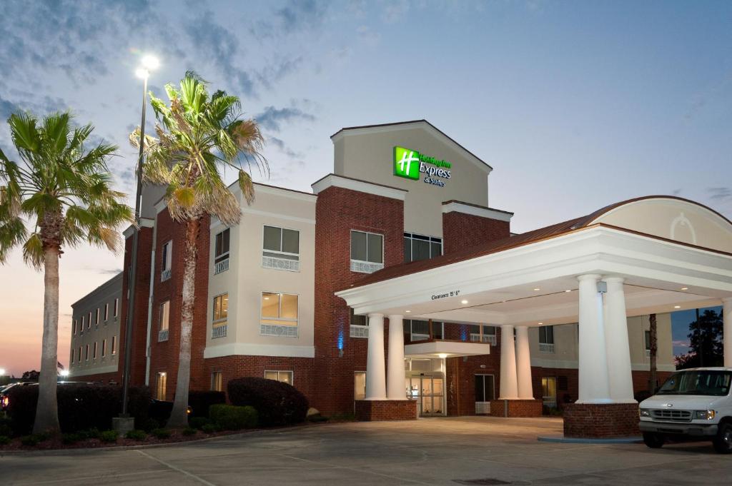 Holiday Inn Express Hotel & Suites Scott-Lafayette West an IHG Hotel - main image