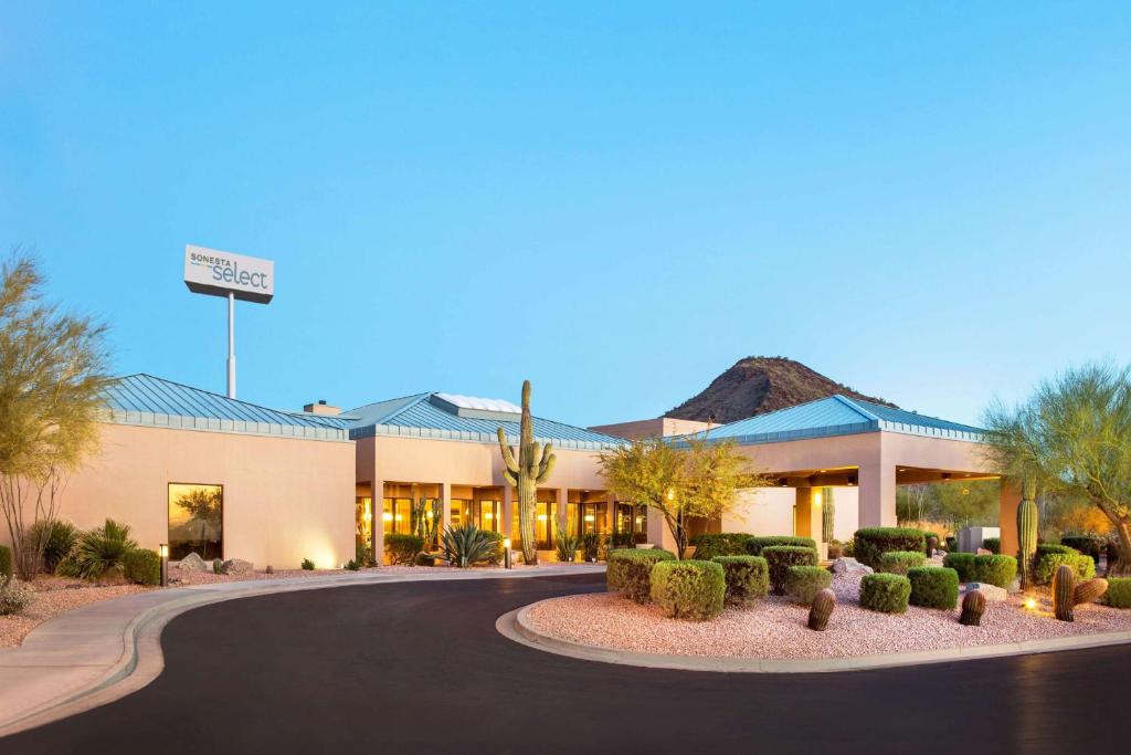 Sonesta Select Scottsdale at Mayo Clinic Campus - main image