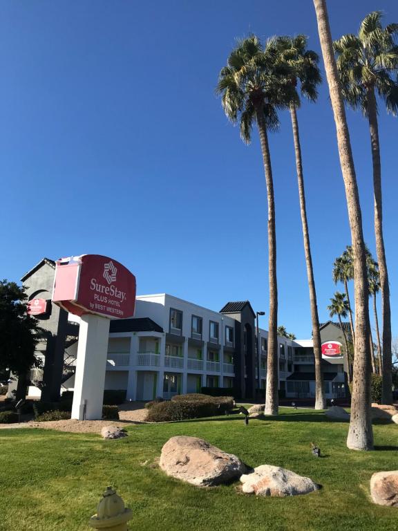 SureStay Plus Hotel by Best Western Scottsdale North - image 2