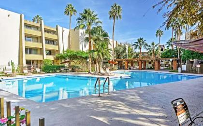 Family Condo with Pool Less Than 1 Mi to Old Town Scottsdale - image 3