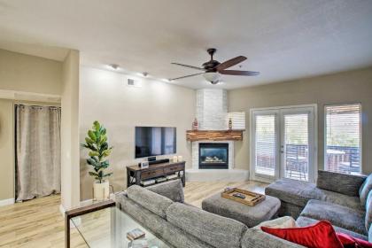 Condo with Pool about 1 Mi to Old Town Scottsdale! - image 3