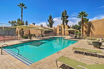 Modern Condo with Pool about 6 Miles to Salt River Fields - image 5