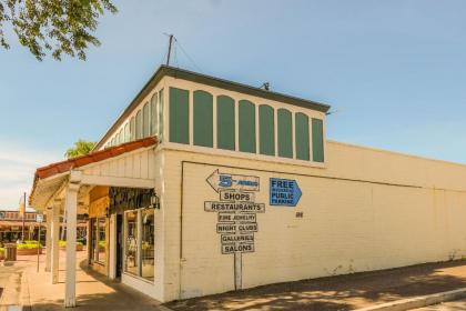 Frontdesk Old Town Apts Scottsdale AZ - image 13