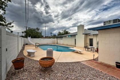 Scottsdale Home with Patio and Pool 4Mi to Papago Park - image 8