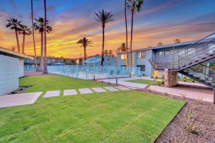 Modern Contemporary OT Scottsdale with Heated Pool - image 12