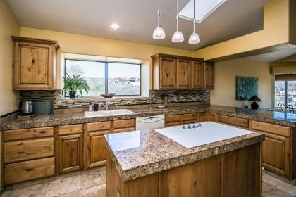 Fountain Hills with Heated Pool and Amazing Views! - image 9