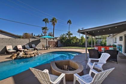 Modern Central Scottsdale Pad Golf and Relax! - image 2