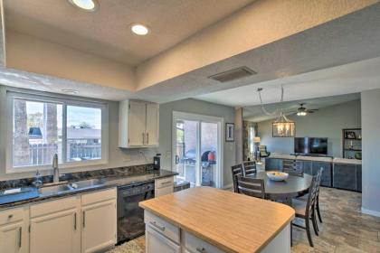 Scottsdale Retreat with Yard 4 Mi to Old Town! - image 10