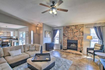 Scottsdale Retreat with Yard 4 Mi to Old Town! - image 3