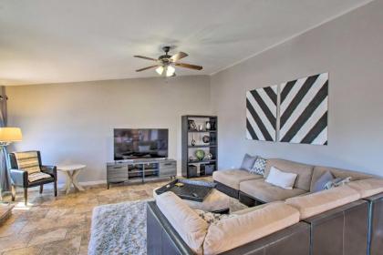 Scottsdale Retreat with Yard 4 Mi to Old Town! - image 4