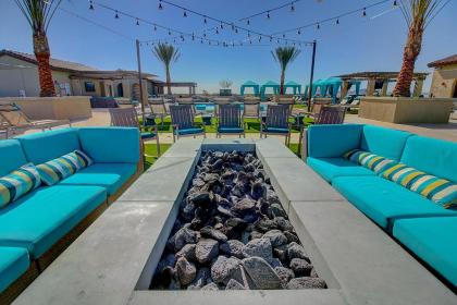 Rooftop Pool-Views-Close to Kierland with Parking-C4419 - image 2